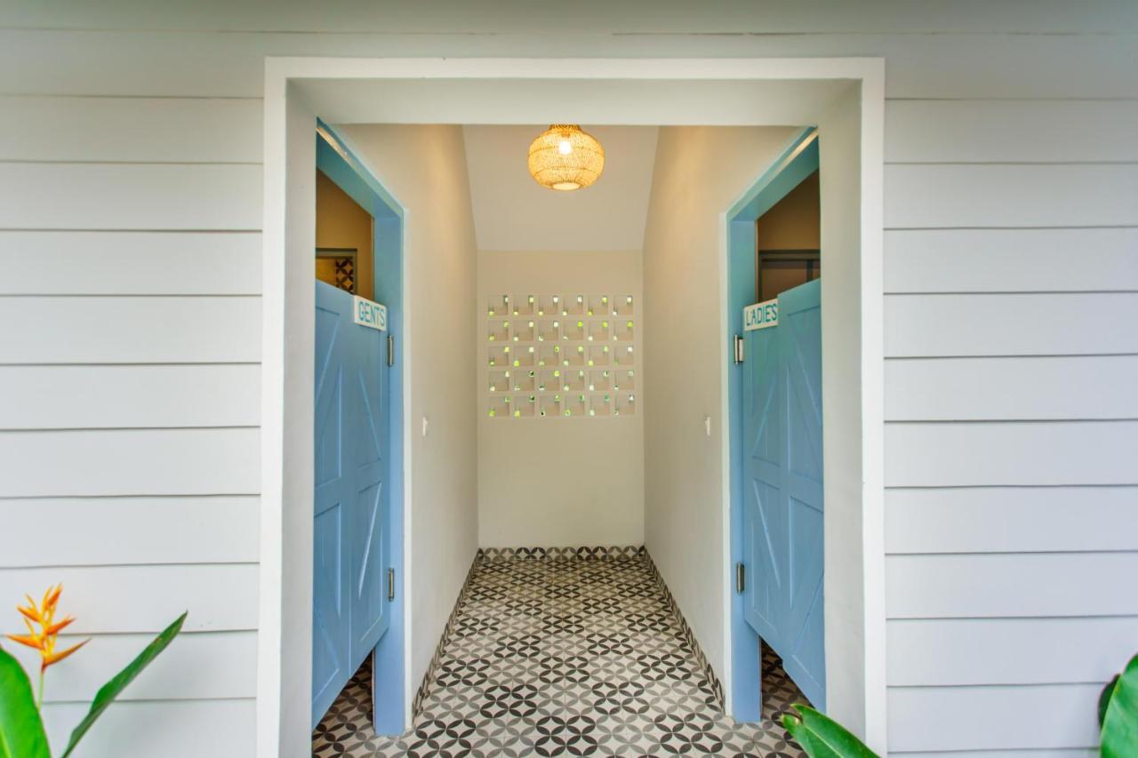 Angels Boutique Hostel Canggu  Ngoại thất bức ảnh